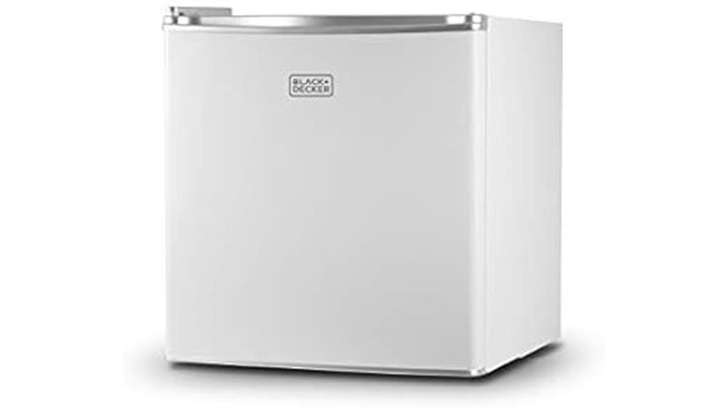 compact energy efficient mini fridge