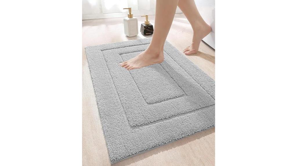 luxurious and absorbent bathroom rug