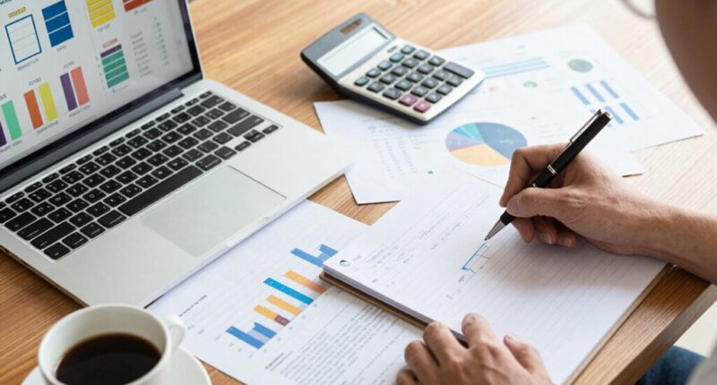 debt consolidation benefits and risks