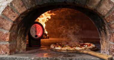 optimal pizza oven temperatures