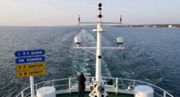 Russia Halts Shipping Through Kerch Strait After Ukrainian Drone Strikes on Vessels