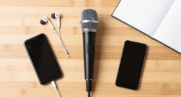 4 Best News Desk Microphones in 2026